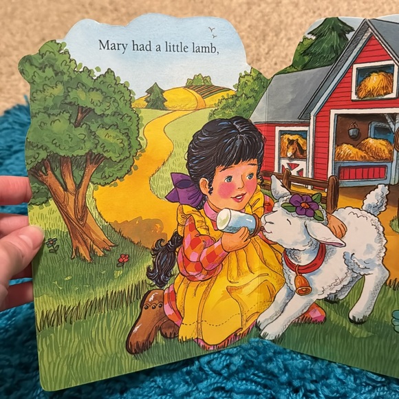 🎉2/$15🎉Mary had a little lamb, board book, 1997 - Picture 3 of 6